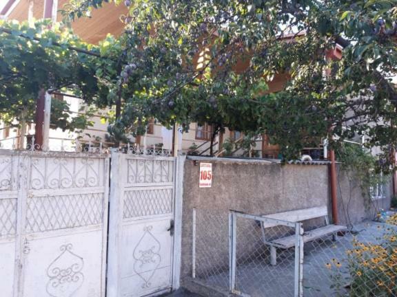 Jibghashvilebi'S House ลาโกเดคี ภายนอก รูปภาพ